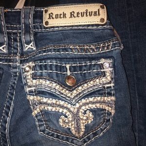 Rock Revival Jeans 💕